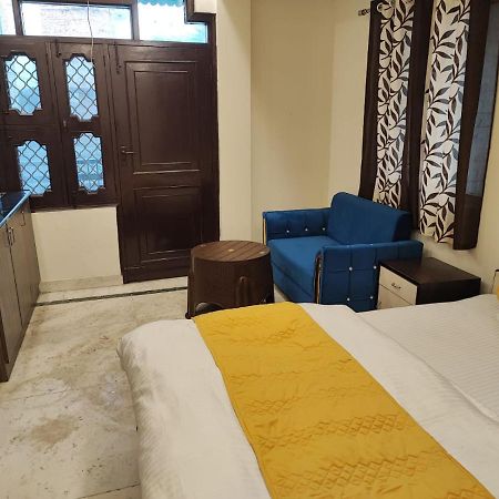 Sun Moon Residency And Apartments, Hotels In Rohini Deli Exterior foto