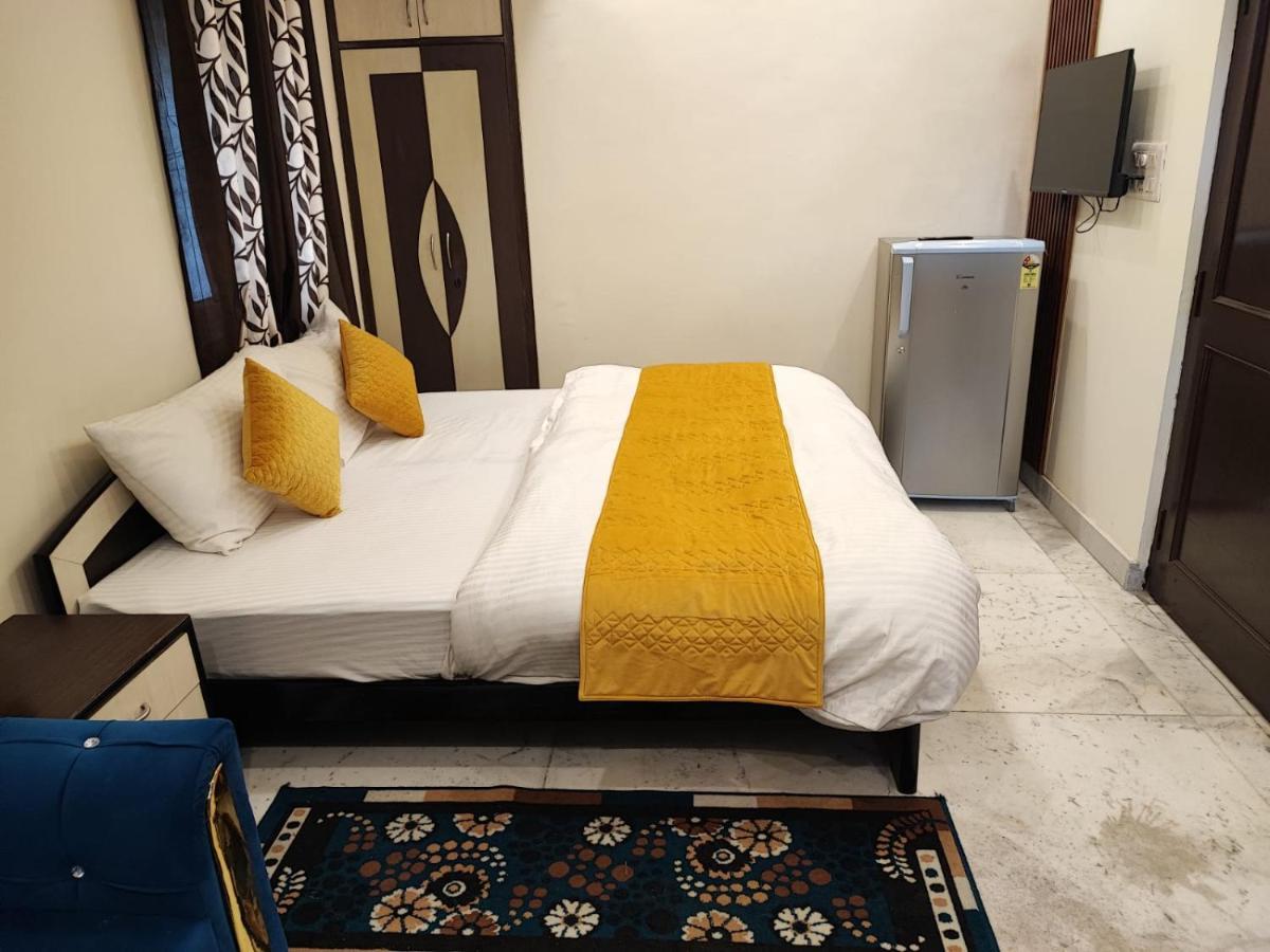 Sun Moon Residency And Apartments, Hotels In Rohini Deli Exterior foto